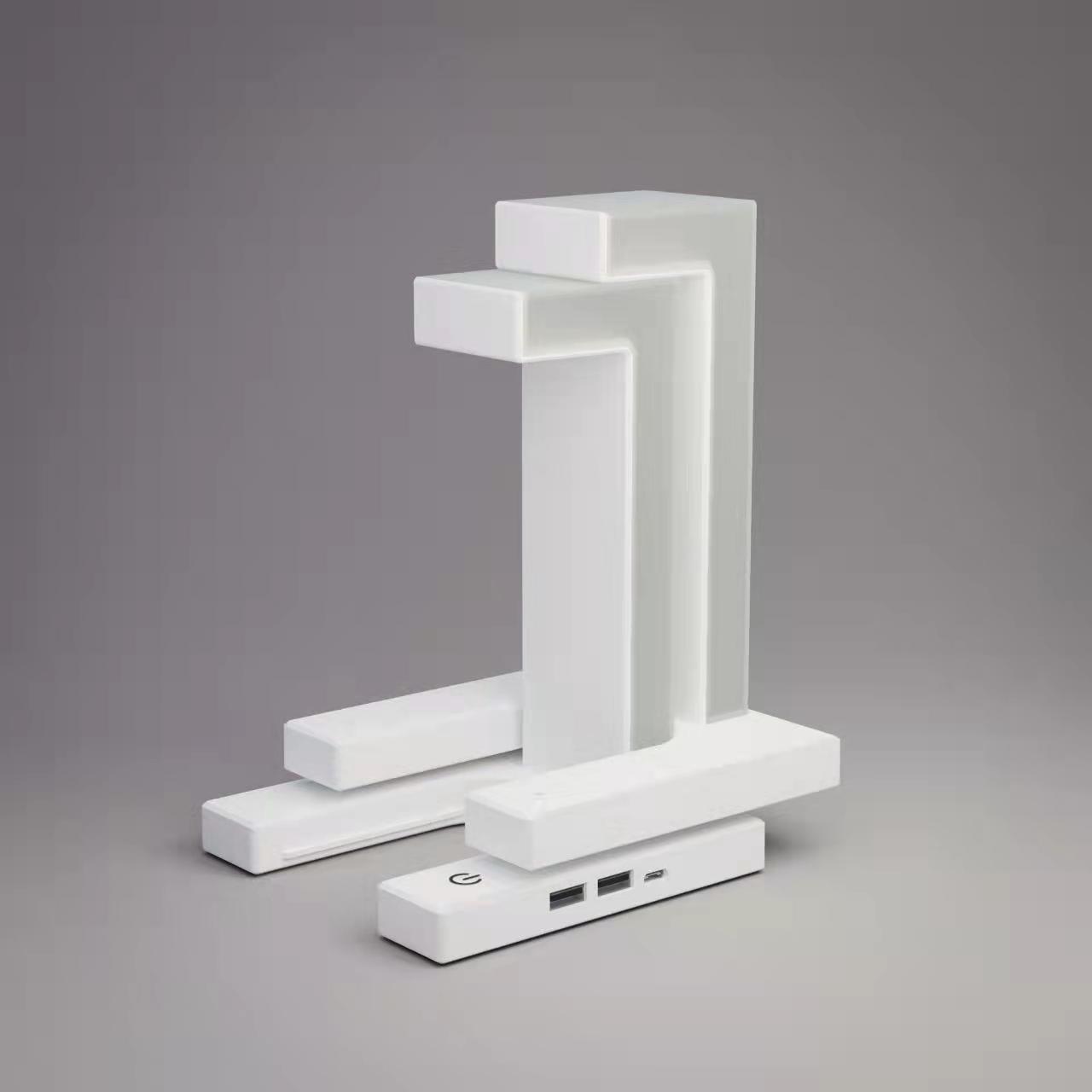 Creative Floating Wireless Charging Table Lamp – Balance & LED